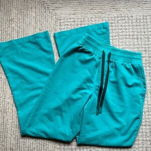 Figs High waisted scrub pants Small